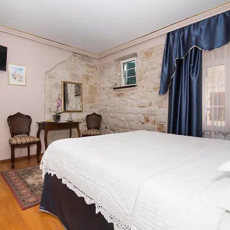 酒店 Heritage Pasike 特罗吉尔