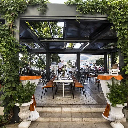 Heritage Pasike Hotel Traù