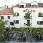 Heritage Pasike Hotel 4*