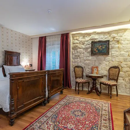 Heritage Pasike Hotel Traù