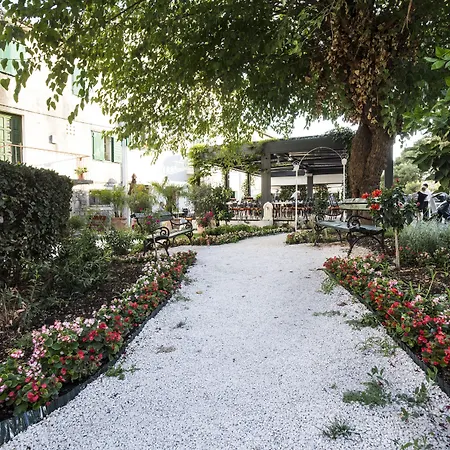 Ξενοδοχείο Heritage Pasike 4*