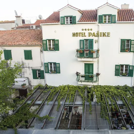 Heritage Pasike Hotel 4*